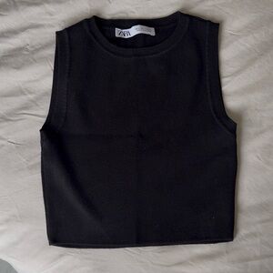 Zara Sleeveless Black Crop Top